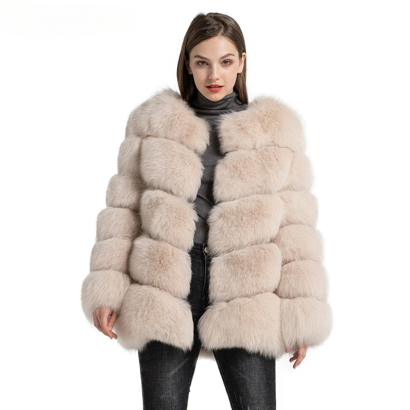 Winter fox fur grows long and thick - WGLUVF