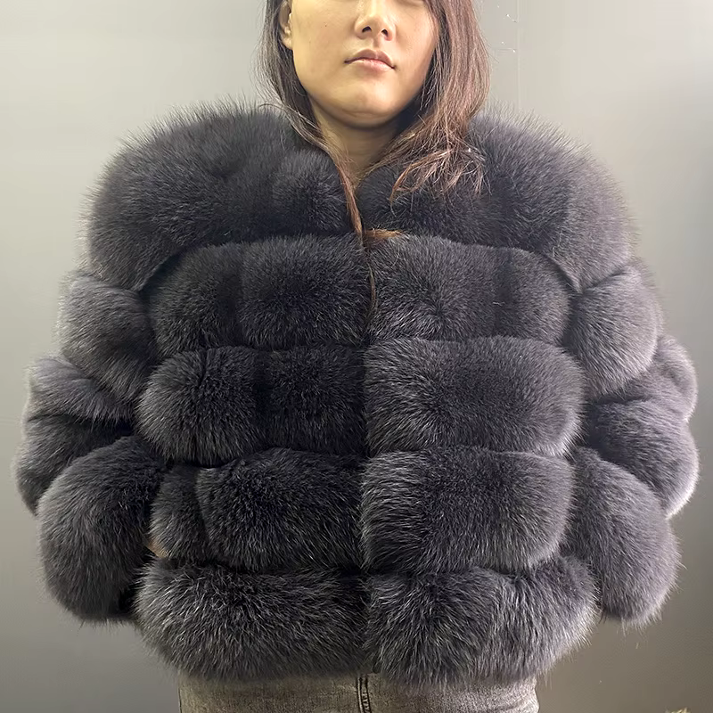 Classics Short fox fur coat WG-50/50 - WGLUVF