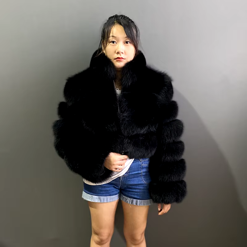 Classics Short fox fur coat WG-50/50 - WGLUVF