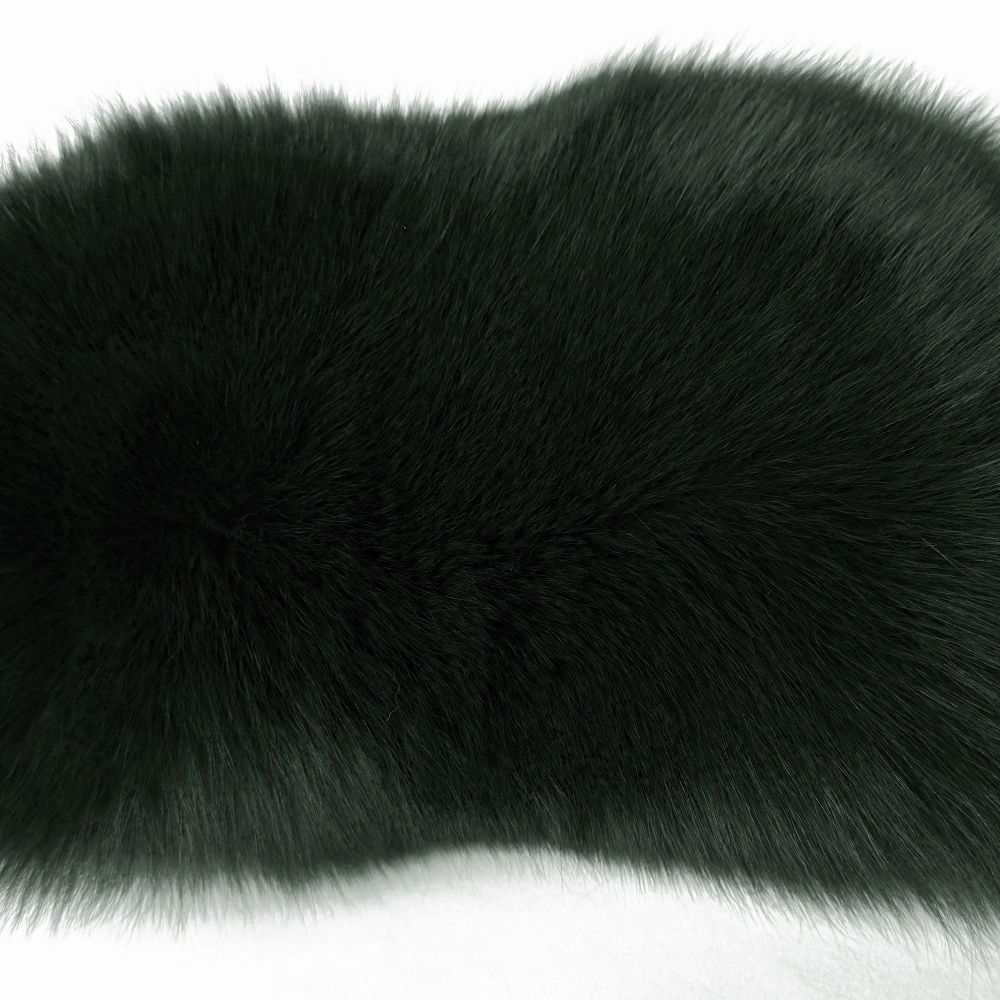 Winter fox fur grows long and thick - WGLUVF