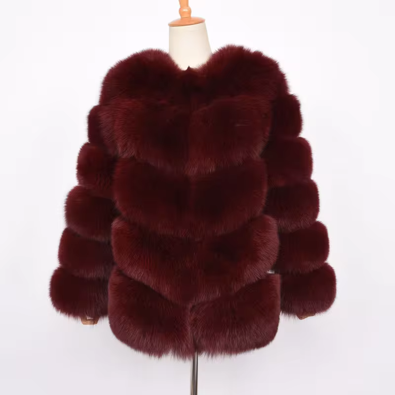 Winter fox fur grows long and thick - WGLUVF