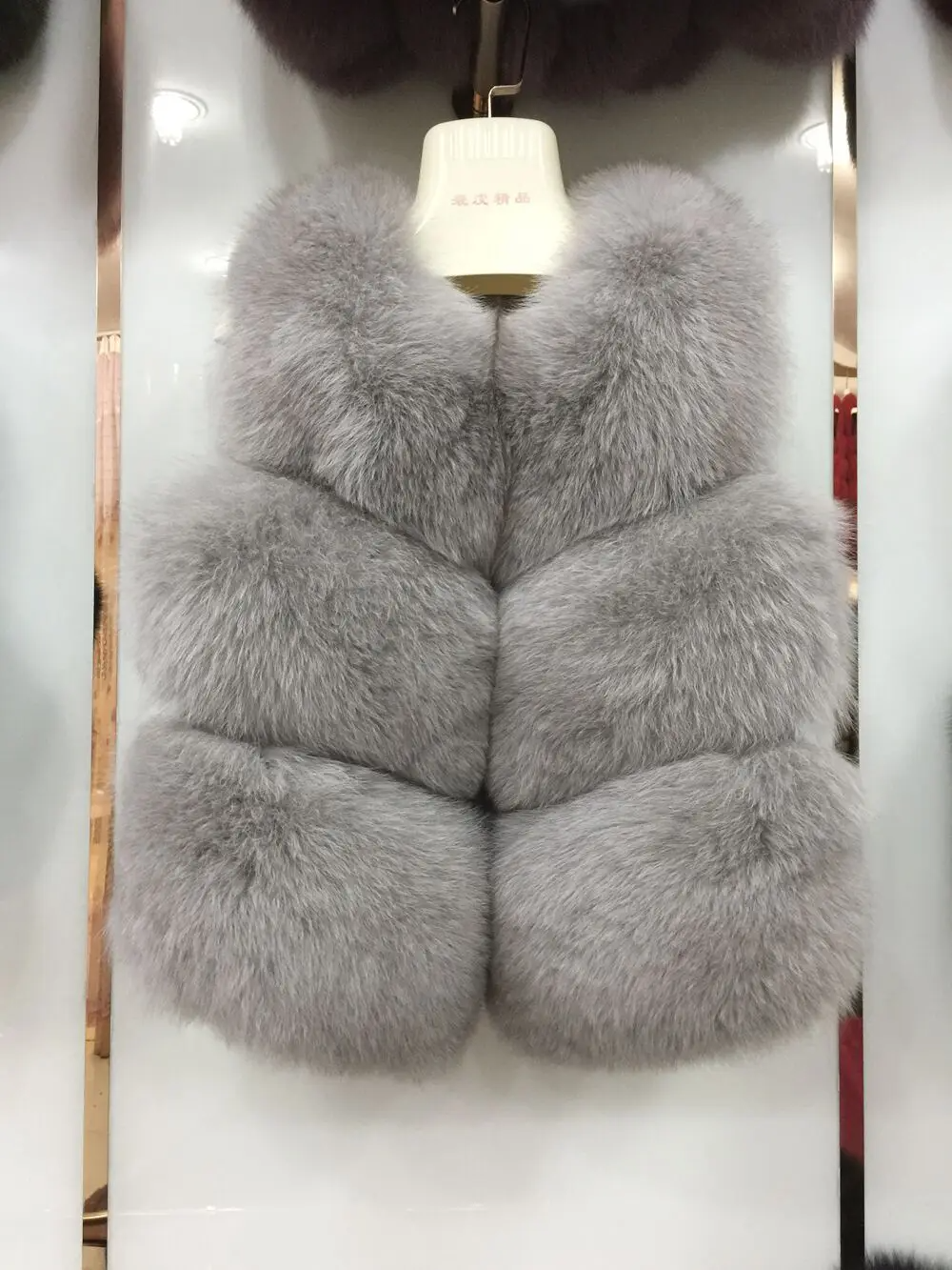 Short Real Fashion Lady Natural Fox Fur WG-STVT58-45 - WGLUVF